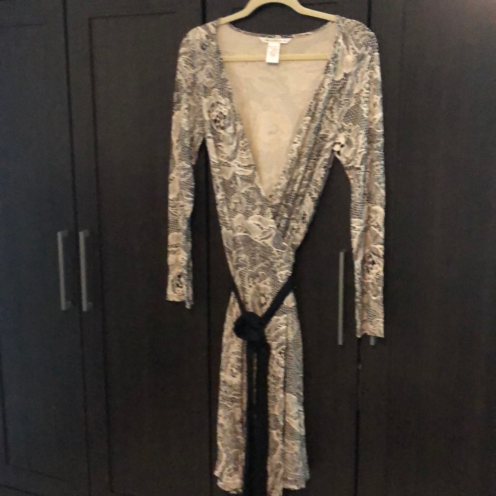 Diana von furstenberg wrap dress size 12 .